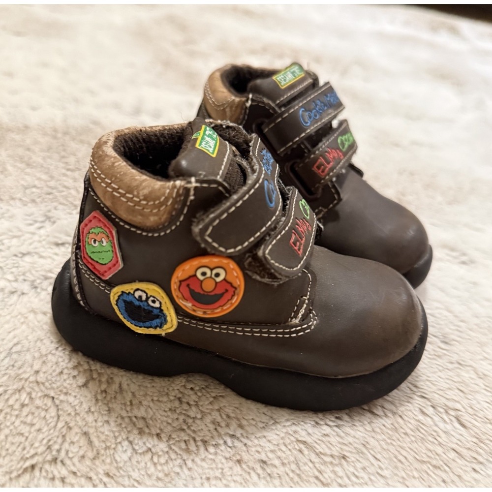 Vintage Sesame Street 2005 Brown Leather Baby Shoes Size 4c